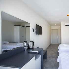 Primary image1阿拉尼亞露娜閣樓,科纳克利钟楼广场飯店