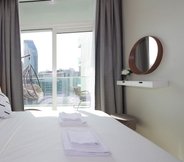 Others 4 1 Bedroom Apartment in Reva Residences