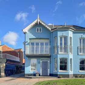 Primary image 1 28 사우스 그린, 사우스월드, 던위치 히스 앤드 비치 호텔