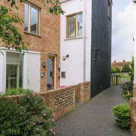 Primary image 1 더 하이브, 사우스월드, 던위치 히스 앤드 비치 호텔