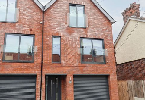 อื่นๆ Salt Marsh House, Southwold