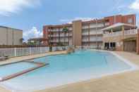 Others Casual Condo Near Beach w/ Pools, hot tub & Grill!