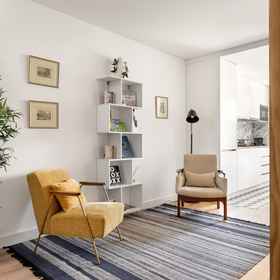 Primary image1JOIVY Modern 2-Br Flat Near Metro & Train Station,St. Ignatius Zoo飯店