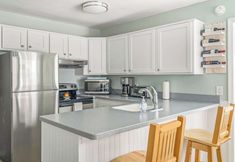 其他 6 Coastal Condo Close to Beach & Entertainment