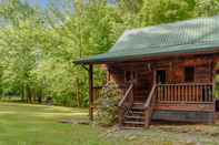 Lain-lain Whisper Creek 2 Bedroom Cabin by Redawning