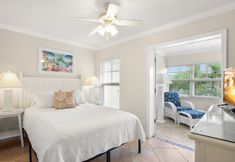 Khác 3 Bare Foot D211