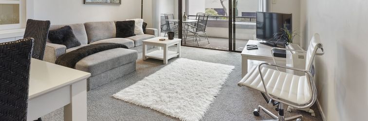 Others Stylish Central 2BR Apt nr Hospital