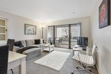 Others Stylish Central 2BR Apt nr Hospital