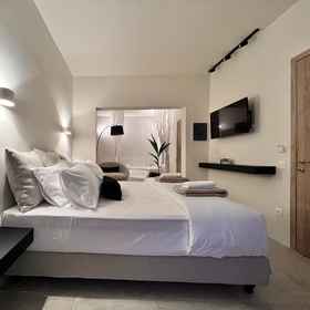 Room 1 펄라 코코 자쿠지 수트, 미트로폴레오스 광장 호텔