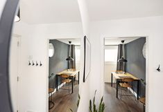 Others 7 JOIVY Contemporary Royal Mile Apartment W/Balcony