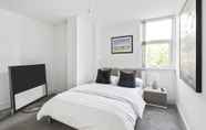 Lain-lain 4 Luxurious 2 Bedroom Apartment With Free Parking