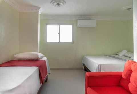 Others Standard Room With 1 Queen 1 Twin Bed - Low Floor