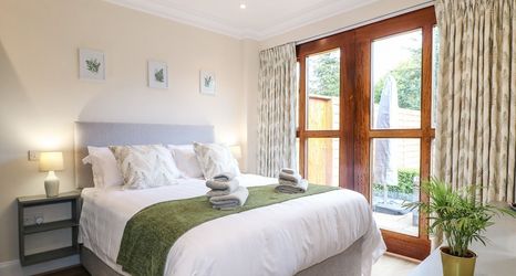 Others 2 Avenue Croft