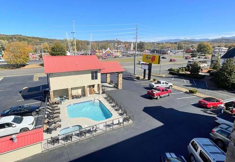 Lainnya Super 8 By Wyndham Pigeon Forge Downtown