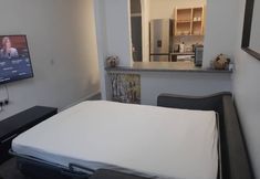 Others 5 Beautiful 1-bed House by Manchester City Stadium