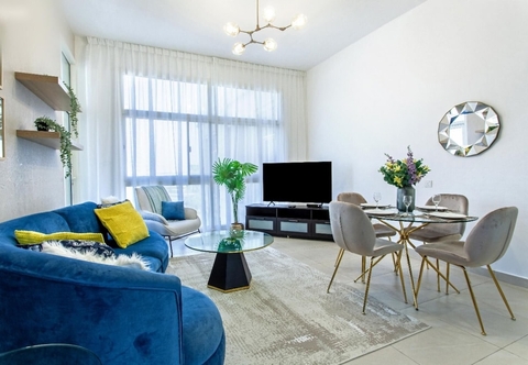 อื่นๆ Elegant Apt In Al Barsha South