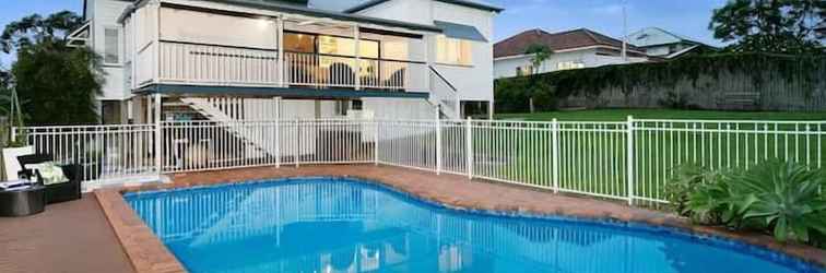 อื่นๆ The Indooroopilly Queenslander 4BDR Home