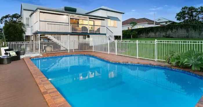 อื่นๆ The Indooroopilly Queenslander 4BDR Home