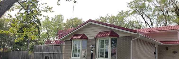 Others Bungalow With Cozy 4 Bedrooms on a Large Property Lot Late Check-out