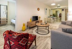 Lainnya 6 Monnas Suite