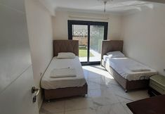 其他 3 Çeşme holiday homes