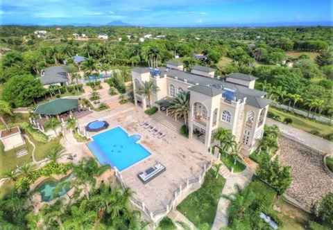 Lainnya Beverly Hills Luxury Mansion Right in Sosua