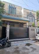 Imej utama Impeccable 4-bed Villa in Gujrat