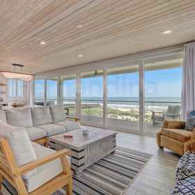 Primary image 1 226 Sf 2nd Floor 3 Bedroom Townhouse by RedAwning, Nassau County Hotels