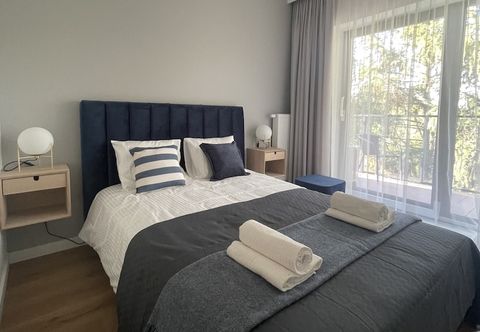 Others Lake Club Apartments - LoftAffair