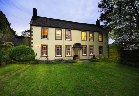 其他 Beautiful 5bedroom house sleeps13 hottub