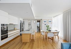 Others 4 RISE 3 Bedroom Deluxe Ocean Side Apt