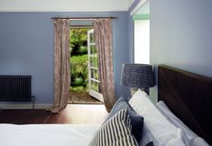 Khác 2 Beautiful old cottage sleeps 6 near Bath