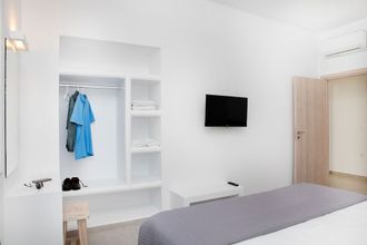 Others 4 Crystal Dreams