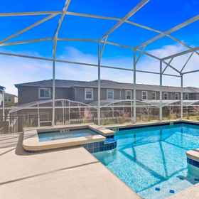 Primary image 1 9183 Sommerset Hills Drive, Calabay Palms Villa Hotels