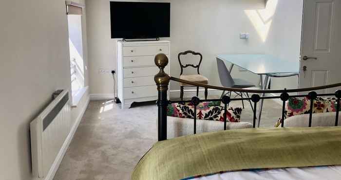 Lain-lain The Mews - 1BR Studio in Jericho Near City Centre