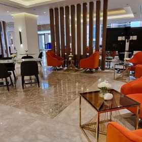 Lobby 1 格洛丽亚酒店及套房, 酒店 酒店