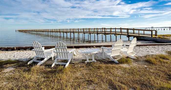 Others Boardwalk Breeze