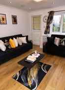 ภาพหลัก 25 Mins to CL! London Amazing 2bedhome Sleeps 1-5