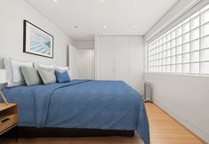 Lainnya 6 Paddington Weekender