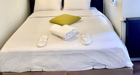 Others 2 Mates Istiklal