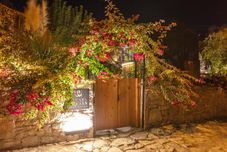 Lain-lain Ultava Houses