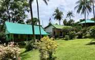 Others 4 tp hut bungalows