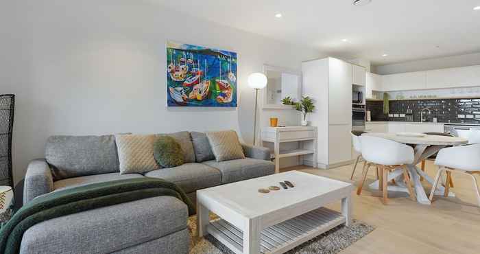 Lainnya Groovy Apt Close to Onehunga Mall Centre