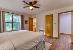 อื่นๆ 6 Pinecrest Townhomes-1K-2Q Unit-Renovated