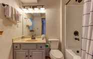 Lain-lain 2 Pinecrest Townhomes-1K-2Q Unit-Renovated