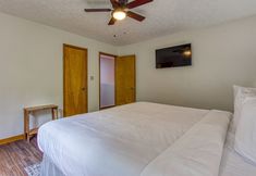 Others 4 Pinecrest Townhomes-1K2Q- Renovated