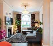 Others 6 Lavish Townhouse With Garden - Primrose Hill