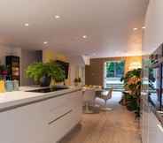 Others 4 Lavish Townhouse With Garden - Primrose Hill