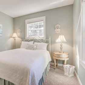 ภาพหลัก 1 Victoria's and Bent Beach Cottage's Combo, Whale Watching Center Hotels