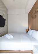 ห้องพัก Fancy And Nice 1Br With Extra Room At Amartha View Apartment